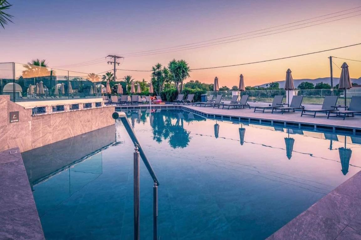 Kalamákion Venus Hotel מראה חיצוני תמונה